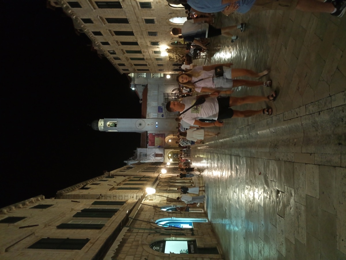 Lo Stradun di sera